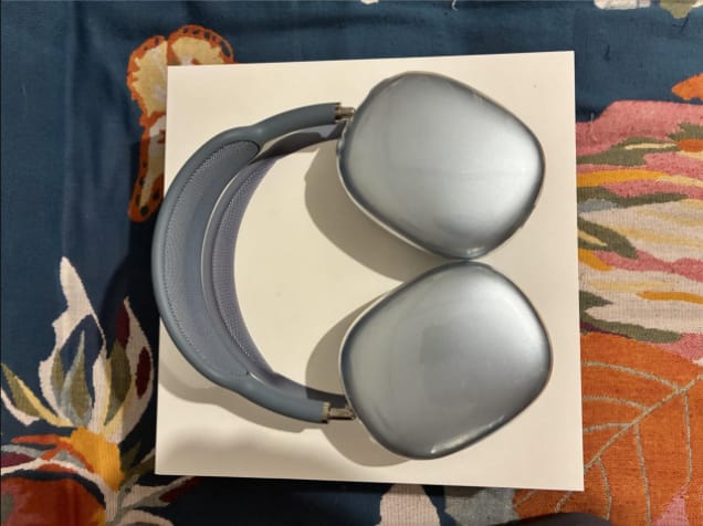 Apple AirPods Max 2 (USB-C), синий, Б/у, в Астане