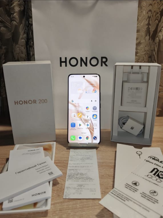 Honor 200 512/12 ГБ, белый, Б/у, в Астане
