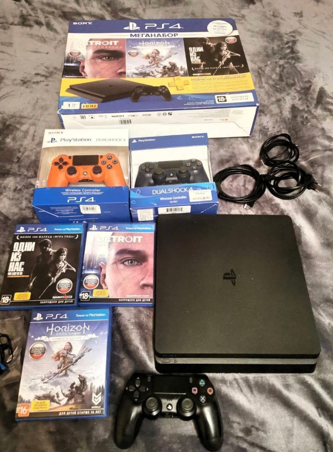 Sony PlayStation 4 Slim 1 ТБ, Б/у, полностью исправно, в Астане