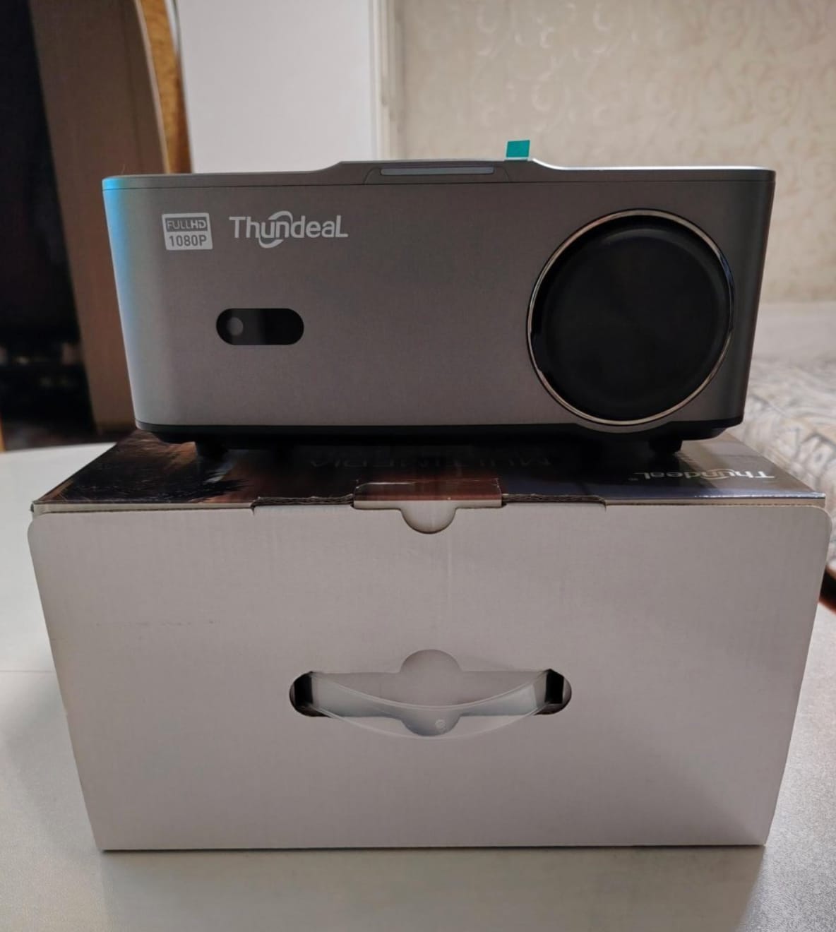 Проектор ThundeaL TD98 Mini с экраном