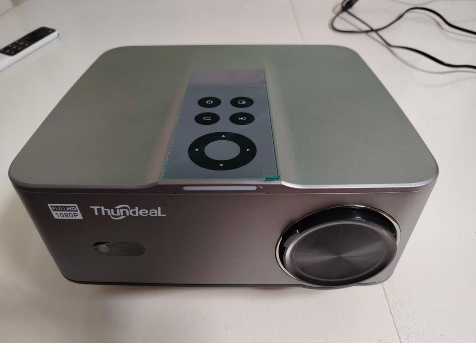 Проектор ThundeaL TD98 Mini с экраном