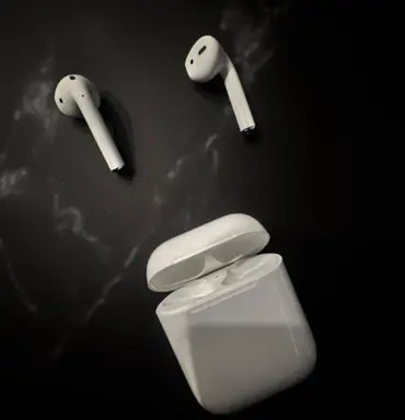 Наушники и гарнитуры / Apple AirPods / Вкладыши (TWS/проводные)