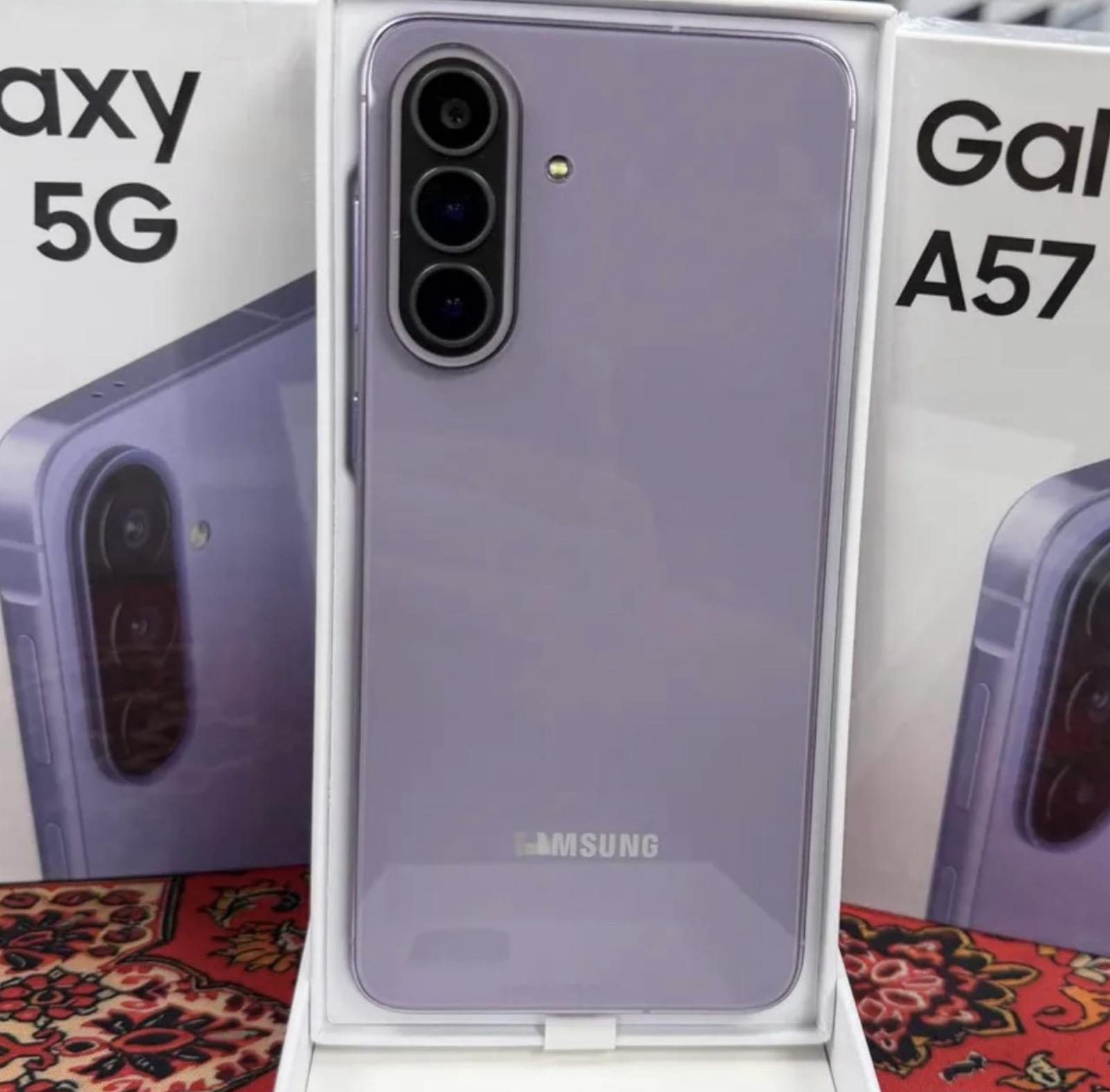 Samsung Galaxy A57 128/8 ГБ, Б/у, в Астане