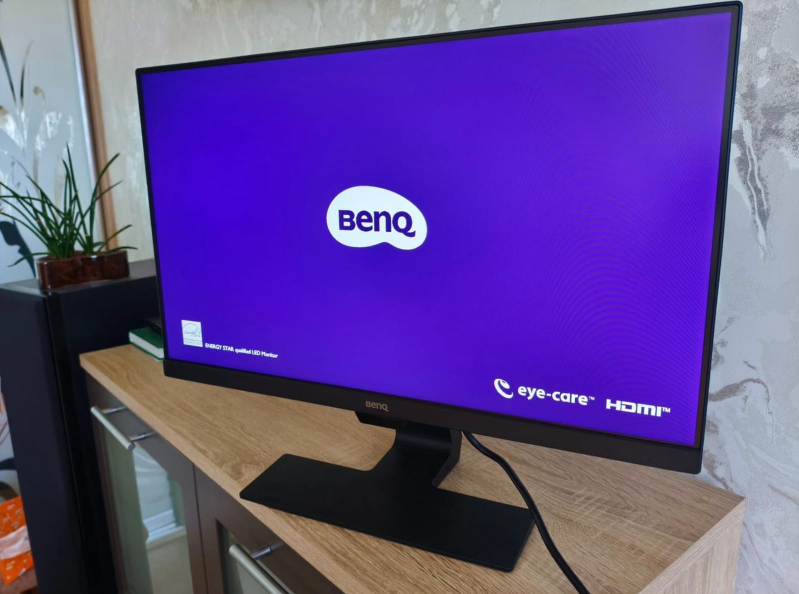 BenQ 23.8″ Full HD, Б/у, экран без дефектов, в Астане