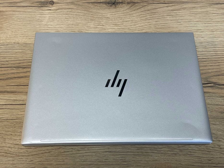 HP EliteBook 840 G11 Touch — Core Ultra 5 135U / 16GB / SSD 512GB